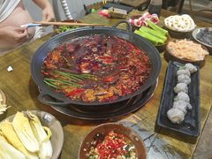 -黄潇洒老火锅(九眼桥宏济巷店)