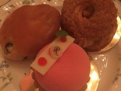 scone-The Ritz Restaurant