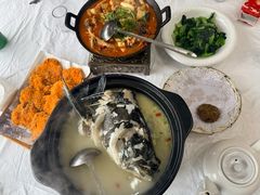 -万佛湖许老大铁锅鱼(黑金冠店)