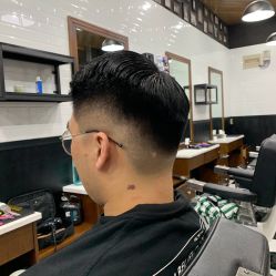 -MARTIN'S BARBER SHOP男士理发馆