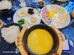 -桥香园过桥米线(国贸店)