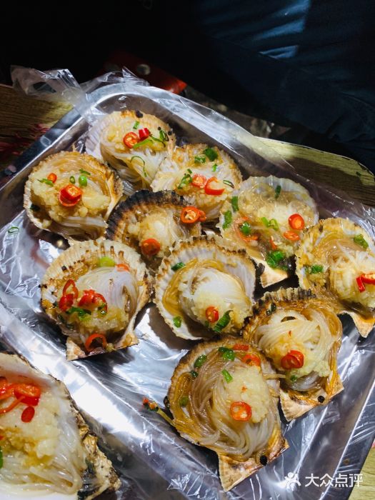 大圣家蚝门贝宴碳烤扇贝图片