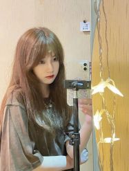 -IU潮牌·SALON