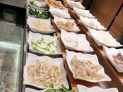 -飨食汇全日制餐厅·昆山皇冠假日酒店(九方店)