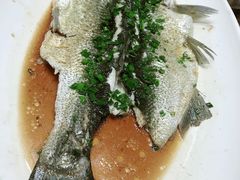 -二厨·吊桥小院·脆皮烧鸡公·本地农家菜(沿江西路店)