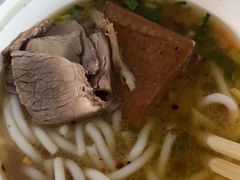 -鑫花溪牛肉米粉(印象水街都心荟店)