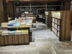 -凤凰国际书城(凤凰广场店)