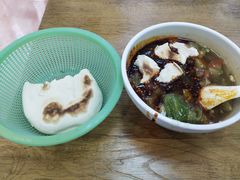-邢老三肉丸糊辣汤(凤城六路店)