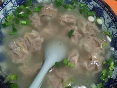 -老新隆牛肉锅贴(新街口店)