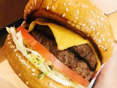 -The Habit Burger Grill 哈比特汉堡(复兴soho店)
