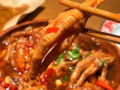 糯叽叽香辣鸡爪-乐乐大排档·30年老字号(浙江路店)