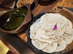 -老牌坊云南鱼豆花火锅(爱建店)