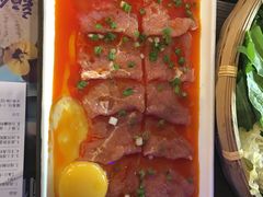 水上漂嫩牛肉-尚尚仙·酸汤猪手·猪肚鸡火锅(华联万柳购物中心店)