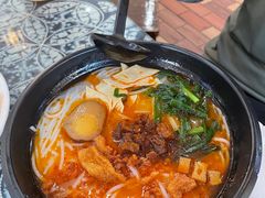 -桥香园过桥米线(国贸店)