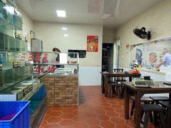 -亚忠小吃店(曾厝垵店)
