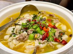 酸汤肥牛滑鱼片-君霖海鲜私房菜(春柳店)