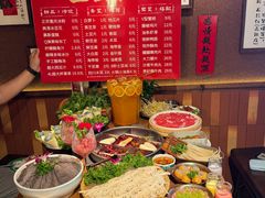 -巴卤社老火锅(财富店)