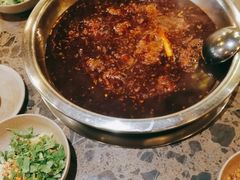 全红味锅底-肖肖酸萝卜鱼火锅(总店)