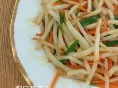 -衡哥肉铺