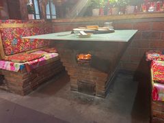 -鱼窝棚柴火铁锅炖(富山屯店)