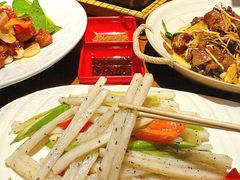 -雀舞云南菜(天津天河城购物中心店)