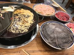 -小天鹅火锅·一线江景洪鼎旗舰店(洪崖洞店)