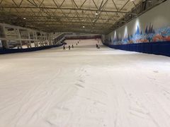 -乔波室内滑雪场