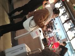 大堂-麦当劳(郑州东高铁站店)