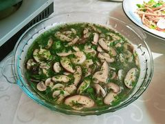 荠菜双菇烩虾仁-阿英煲(凉城路店)