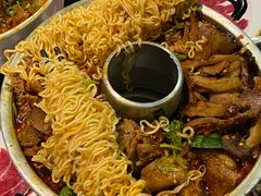 -肖四女乐山跷脚牛肉(滨江天街店)