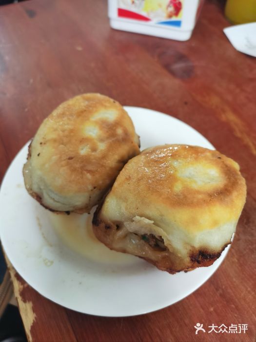 宝瑞门钉肉饼店门钉肉饼图片