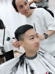 点击看大图 -YESIDO椰岛造型烫发染发