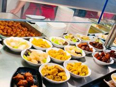 -同济大学本部学苑饮食广场