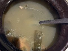 -八府香鸭·啫啫煲(华山路店)