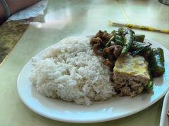 -香辉食馆(新兴路店)