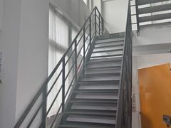-安东易迷你自助仓储寄存仓库(顾戴路店)