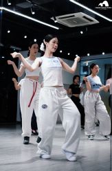 -卡门舞蹈