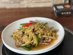 瓜酸炒牛牛肉-张家卫·阳江菜·小海鲜(肥婆湾桥店)