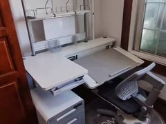 -康朴乐儿童学习桌椅(蓝色港湾店)