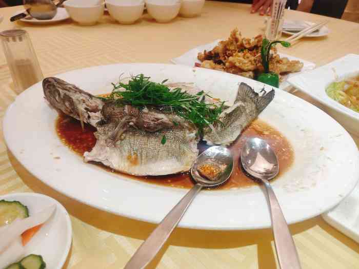 财神爷海鲜炖品饭店-"来旅游 ,大众点评看到来尝试 没想到很好.