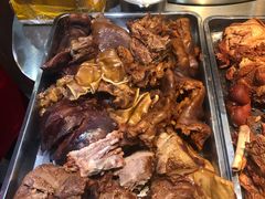 -乔家小院•本地小海鲜•非遗驴肉(万年泉路店)