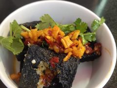 -黑色经典臭豆腐·湖南特产(坡子街店)