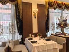 -马克西姆俄罗斯餐厅(通亚街店)