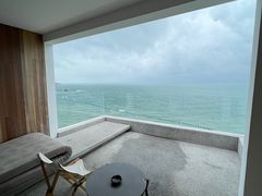 -蜜悦·波西塔诺悬崖海景餐厅
