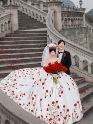 -第一夫人婚纱摄影(南京店)