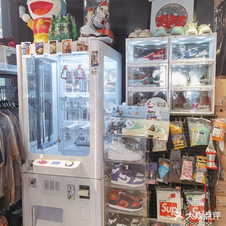 深圳最大‼️最全‼️潮牌买手集合店‼️