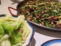 -关二兔江湖菜馆(峰景里店)