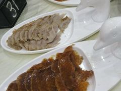 -大鸭梨烤鸭店(金顶街店)