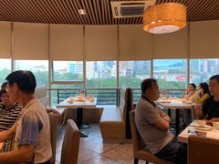 靠窗位-又一间茶点轩(百汇广场店)