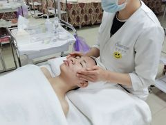 -首脑美容美发化妆美甲培训学校(龙岗校区)